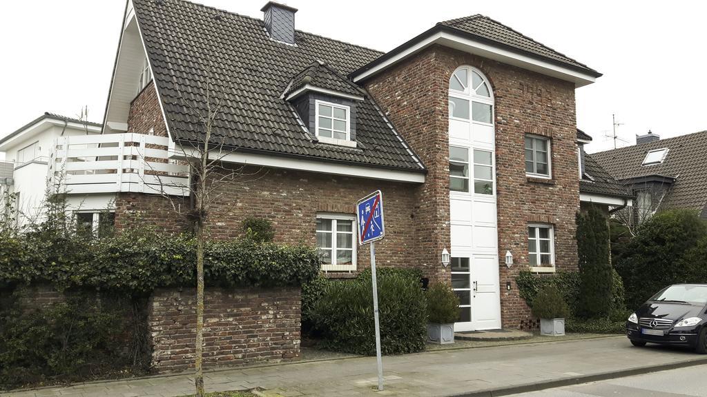 Tolstov Aparments - 1 und 2 Zimmer Wohnungen - 20 Min Messe DUS Meerbusch Exterior foto