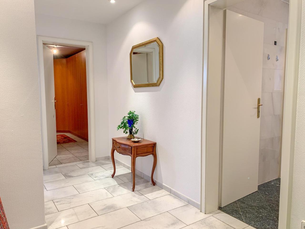 Tolstov Aparments - 1 und 2 Zimmer Wohnungen - 20 Min Messe DUS Meerbusch Exterior foto