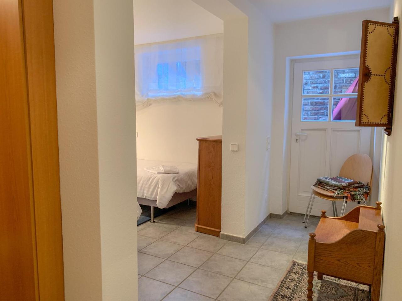 Tolstov Aparments - 1 und 2 Zimmer Wohnungen - 20 Min Messe DUS Meerbusch Exterior foto